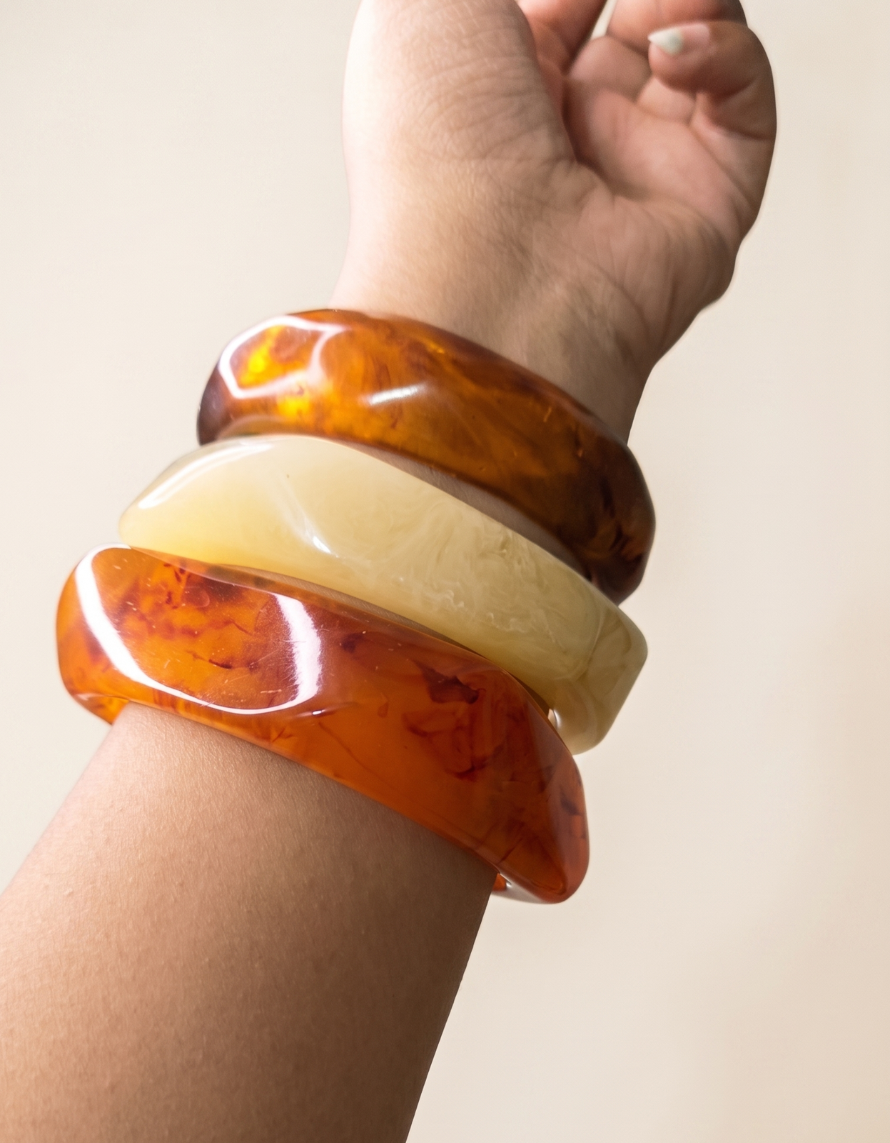 Creamsicle Faceted Resin Bangle Set